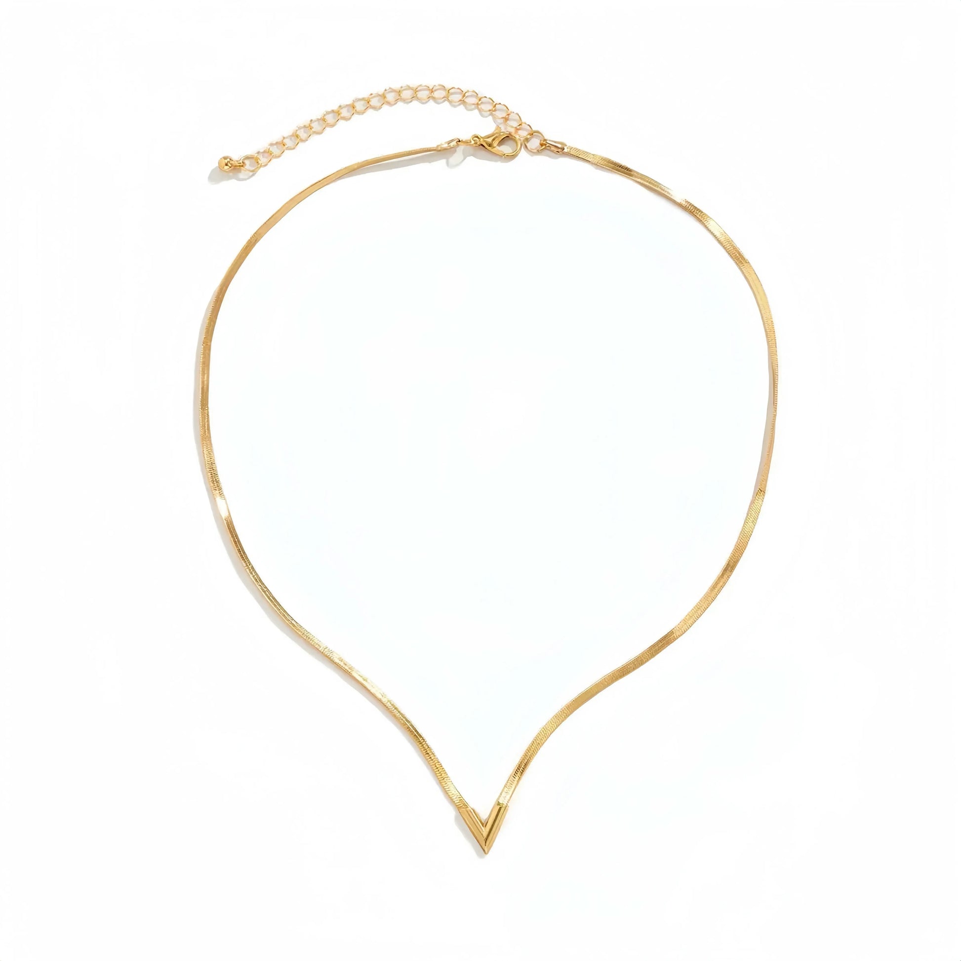 Vintage Simple Flat Snake Clavicle Chain Necklace for Male Creative V Shape Pendant Choker Jewelry Accessories Steampunk Men New Little Addiction