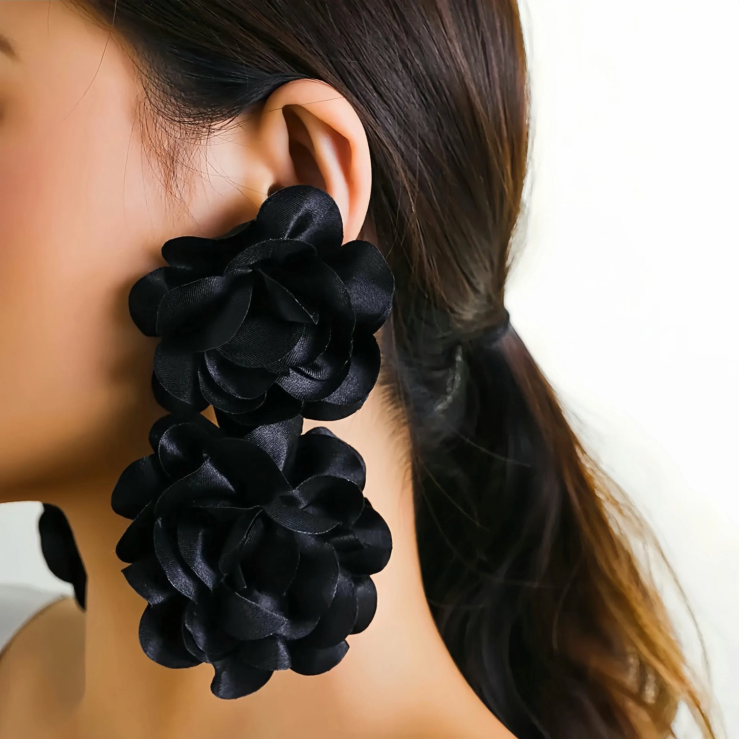 Exaggerated Big Fluffy Fabric Flower Petal Drop Earrings for Women Trendy Elegant Earring Wed Bridal Y2K Jewelry Accessories New Little Addiction