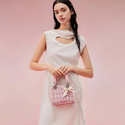 Exquisite and Cute Handbag Women's Crossbody Bag With Original Luxury Designer Shoulder Bag with Bowknot Pendant TOUTOU
